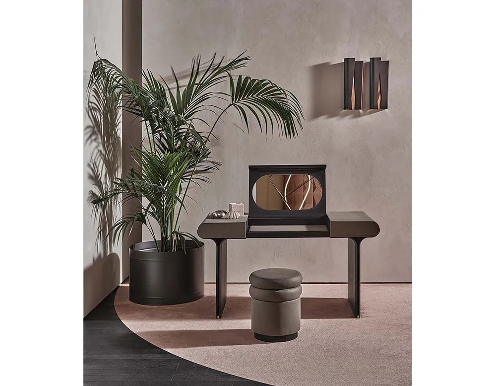 Stami Haki Rengi Süet Kumaşlı Dilimli Siyah Ahşap Bazalı Yuvarlak Puf